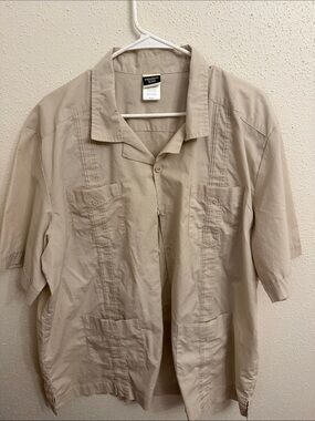 Men's Beige Short-Sleeve Priority MaleGuayabera Shirt XL